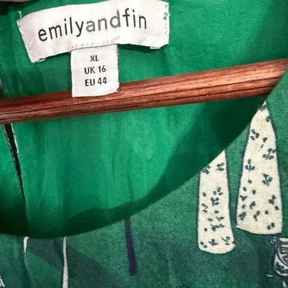 Emily and Finn green
London Park scene midi dress graphic print - Picture 2 of 5